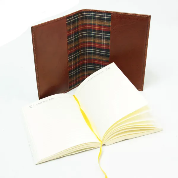 Full grain leather daily planner medium